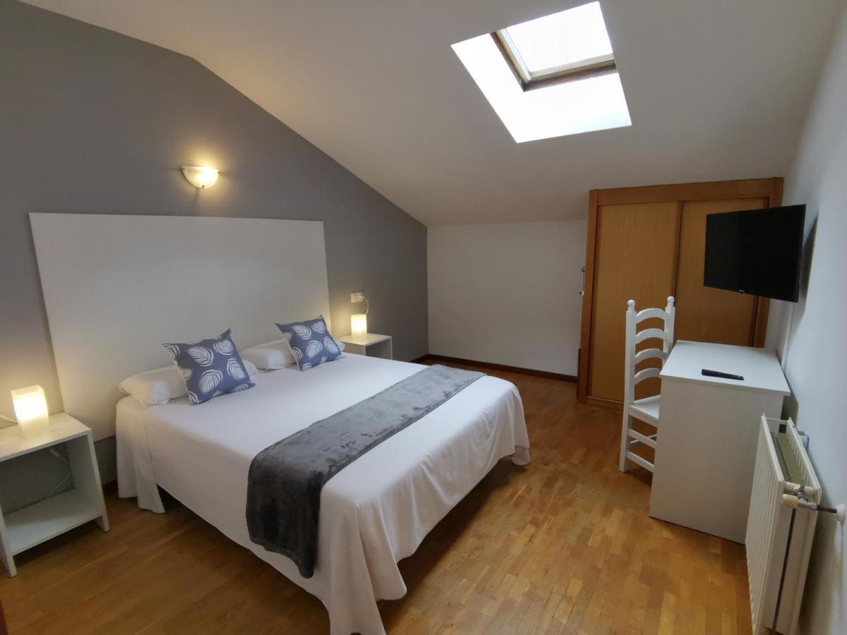 Hotel El Trasgu Soto De Cangas Luaran gambar
